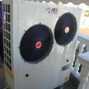 Αντλία θερμότητας χαμηλών θερμοκρασιών 13 KW συνδεδεμένη σε σώματα καλοριφέρ στην Κατερίνη (Aντώνης Μπάσδρας)